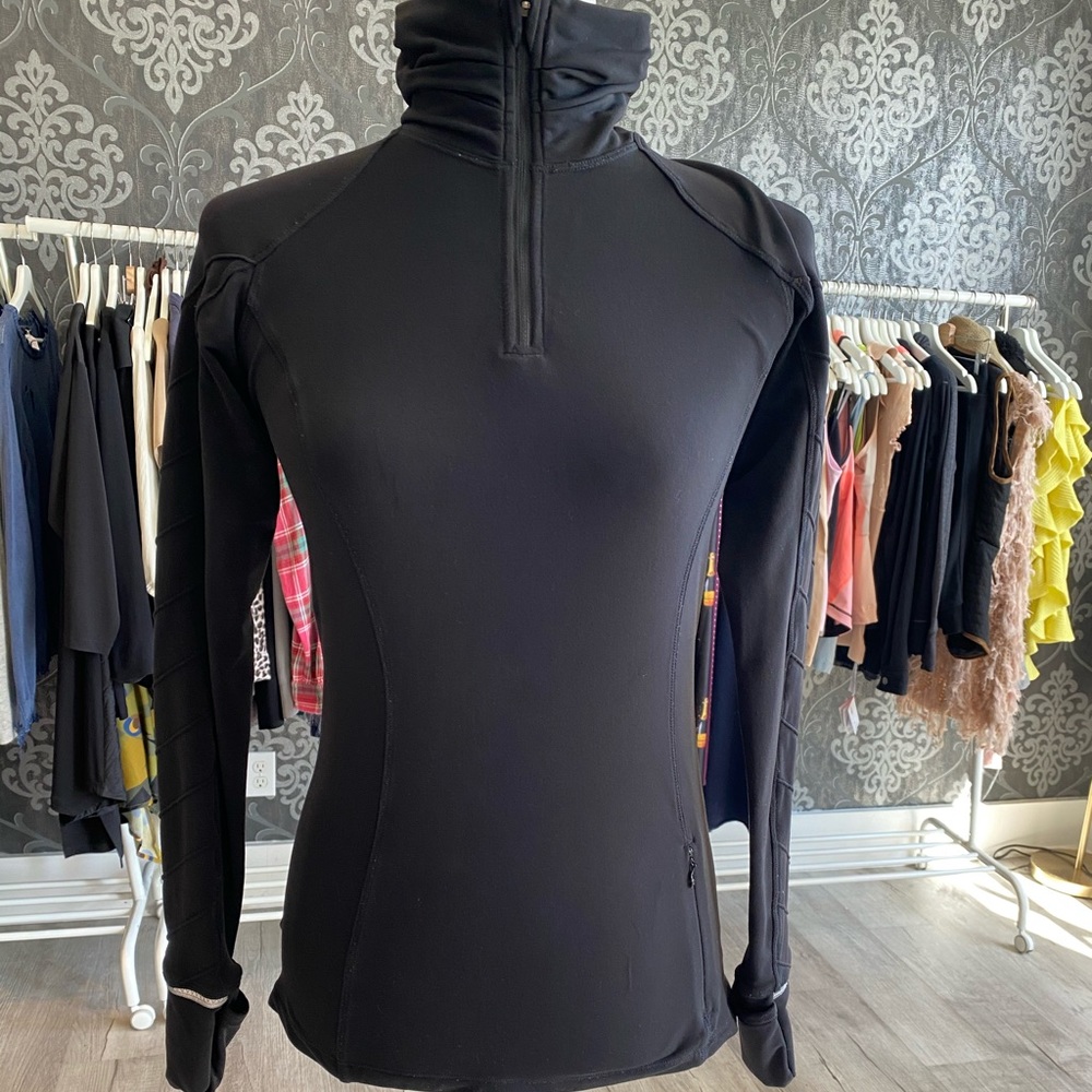 Lululemon pullover